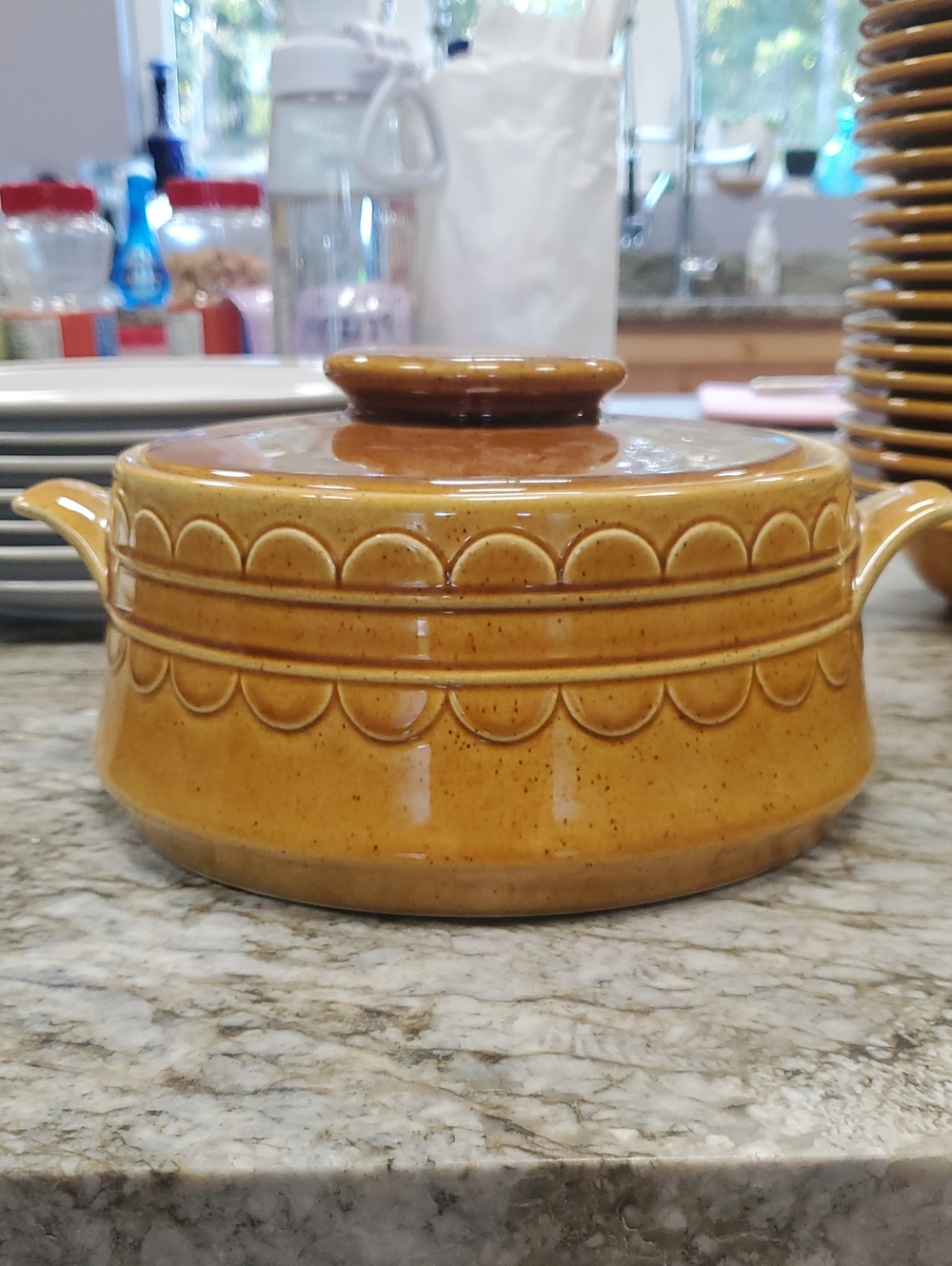 Homer Laughlin Covered Casserole Dish - Amber Gold